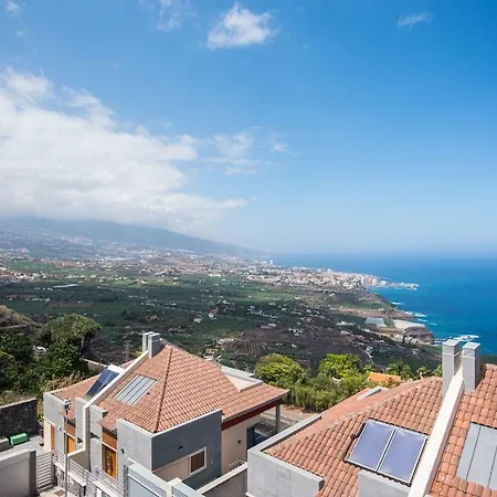Exclusive Villa!! Heated Pool !! Price Luxury Puerto De La Cruz サンタ・ウルスラ