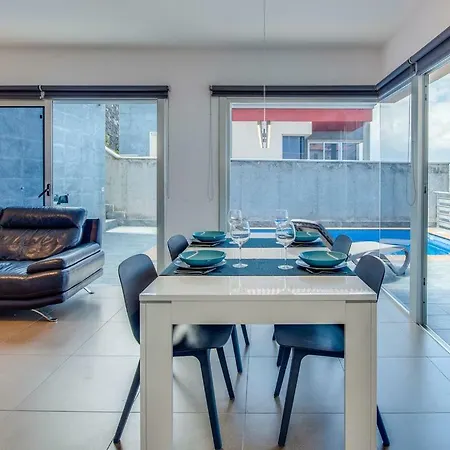 Exclusive Villa!! Heated Pool !! Price Luxury Puerto De La Cruz *