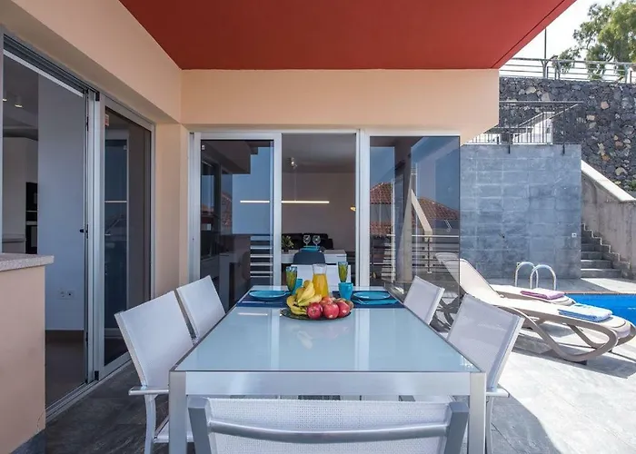 Exclusive Villa!! Heated Pool !! Price Luxury Puerto De La Cruz Villa *